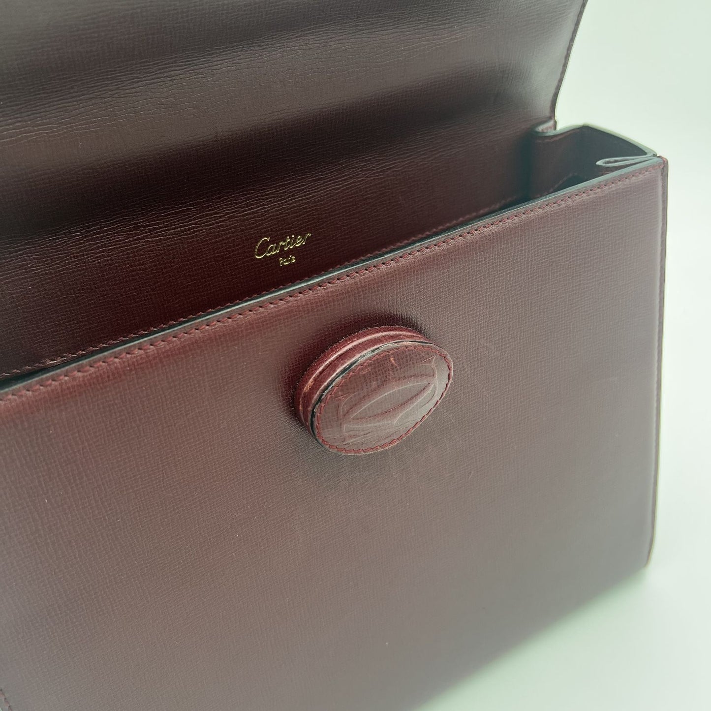 Cartier Must Line Flap Bag Handbag Calfskin Leather Bordeaux Gold — view 8