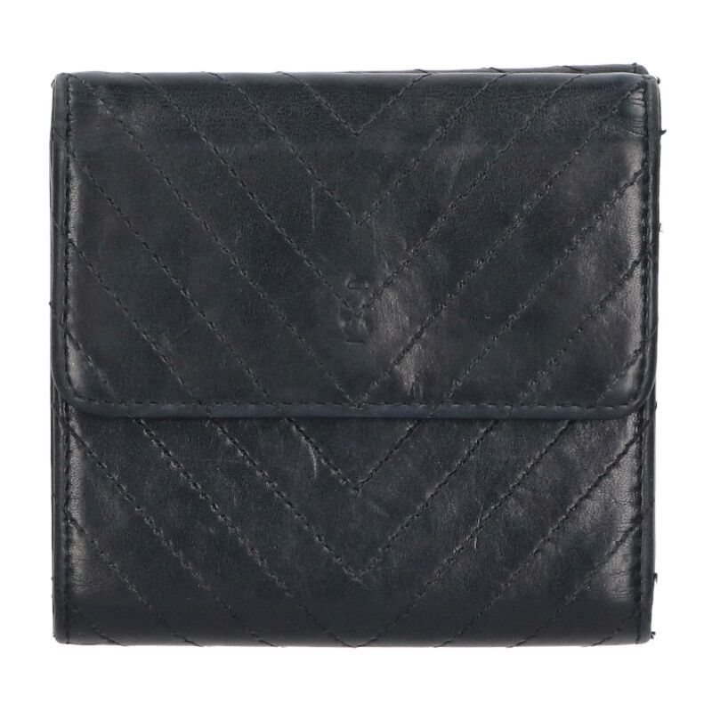 Chanel Chez Blanc Lambskin Hook Compact Wallet — view 2