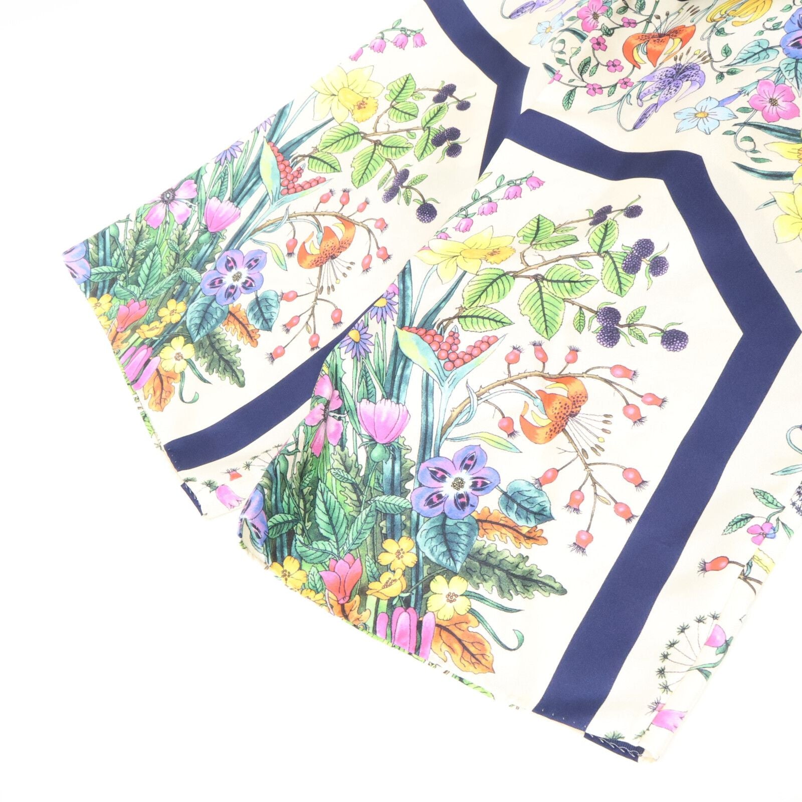 Gucci Scarf Pattern Waist Ribbon Silk Dress — view 8
