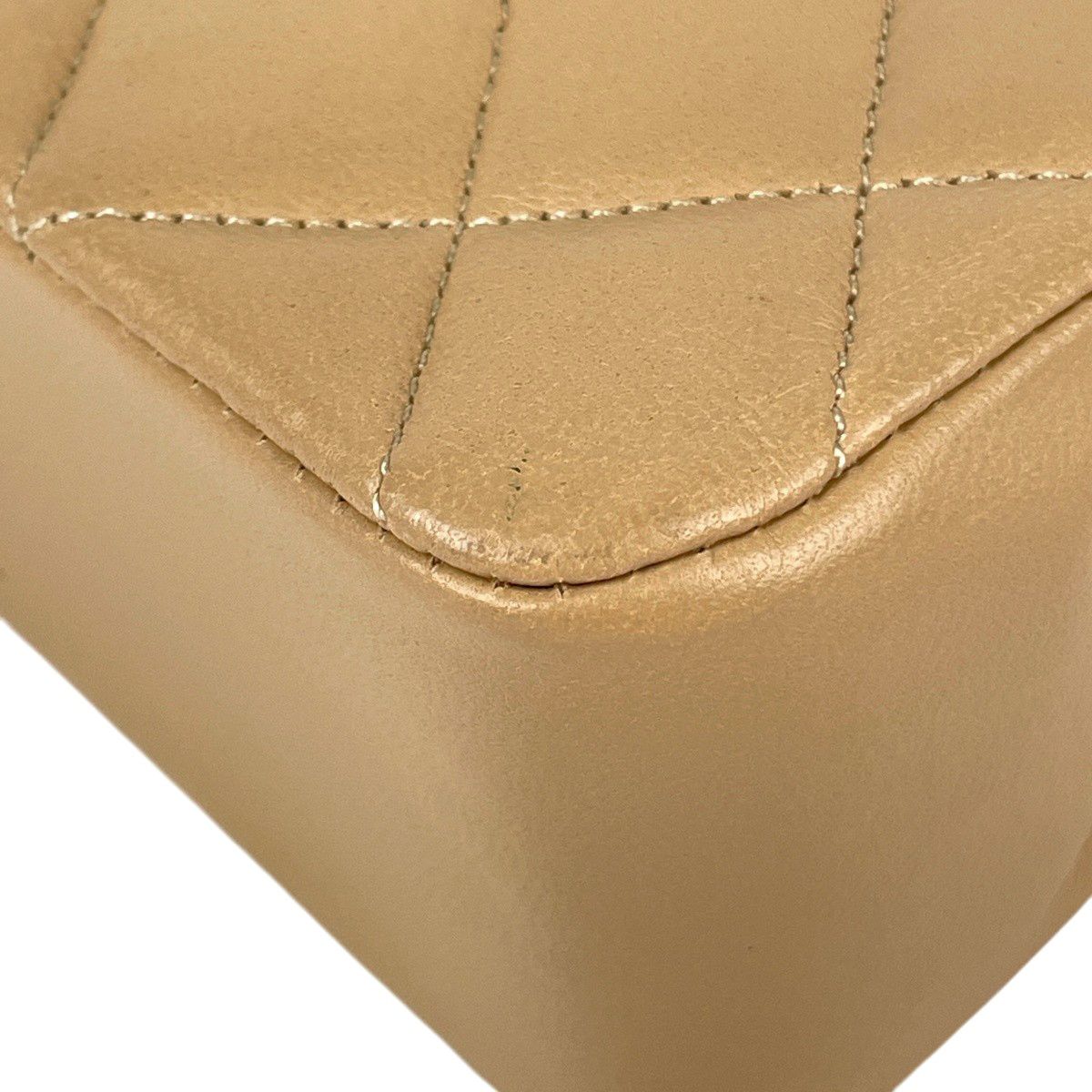 Chanel Junk Quilted Double Flap Chain Shoulder Bag CC Logo Leather Beige — view 6