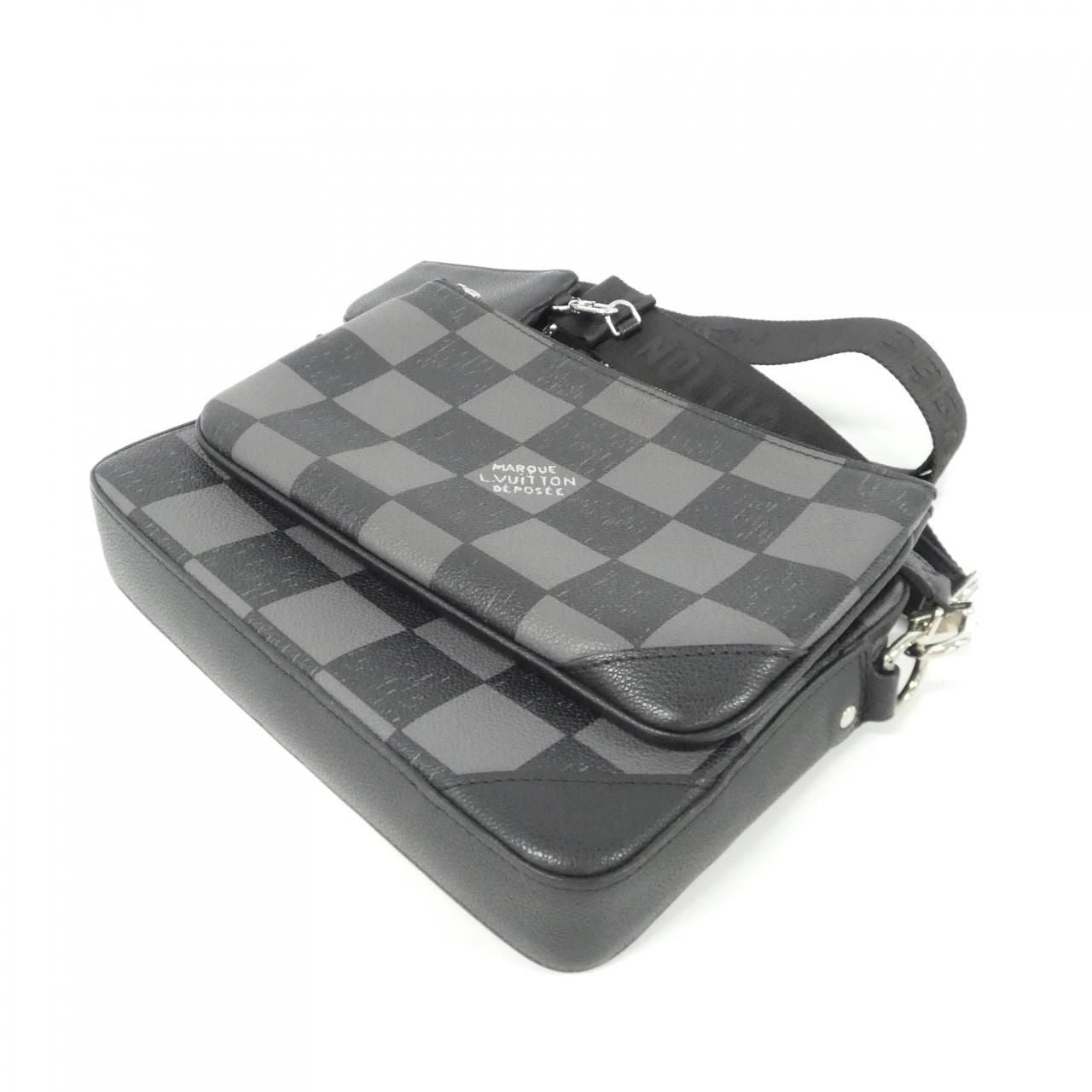 Louis Vuitton Damier Checkerboard Trio Messenger Shoulder Bag — view 3