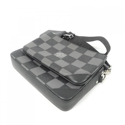 Louis Vuitton Damier Checkerboard Trio Messenger Shoulder Bag — view 3