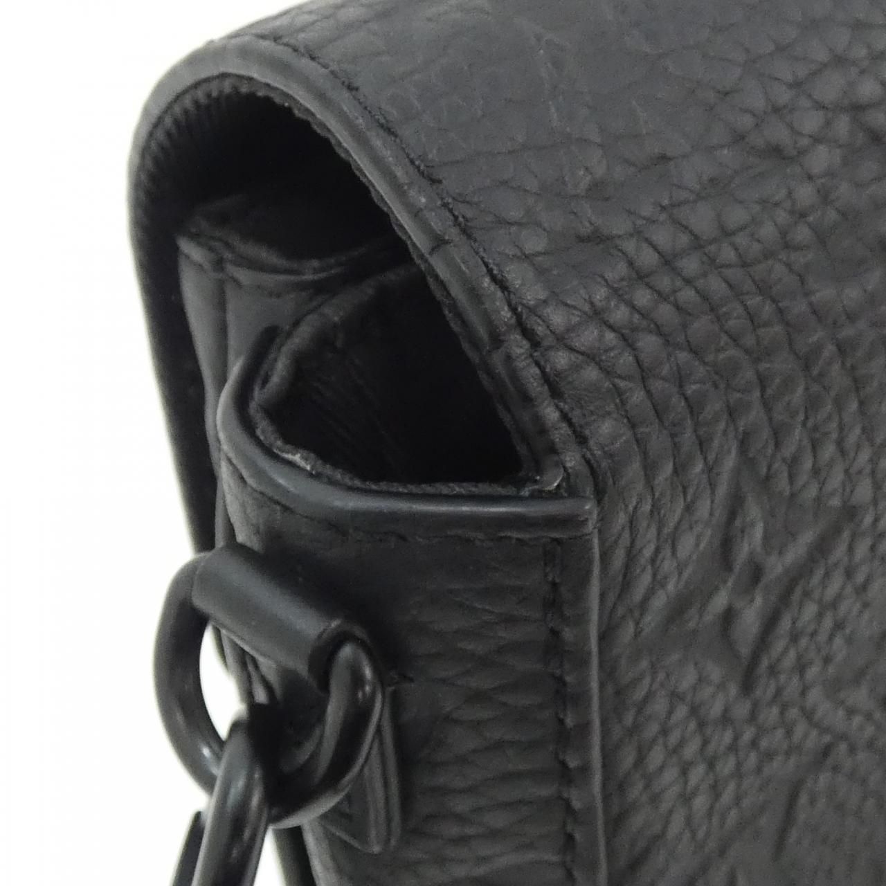 Louis Vuitton Taurillon Monogram S Rock Vertical Wearable Wallet Shoulder Bag — view 7