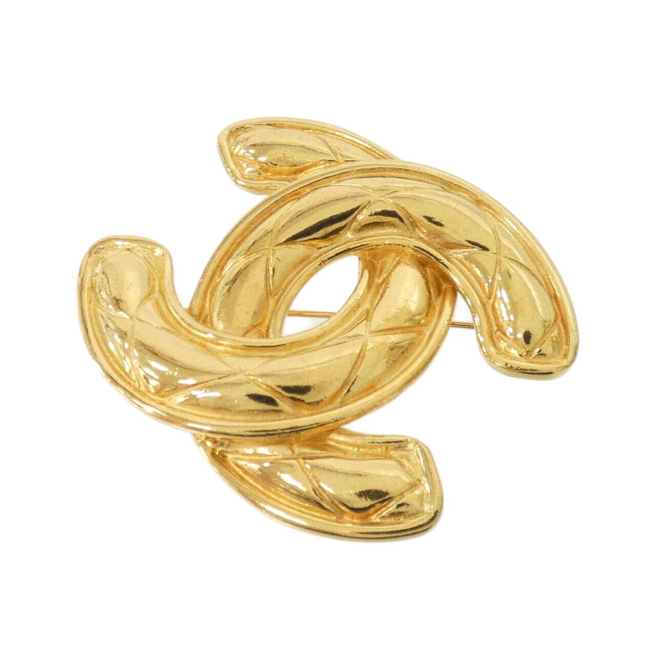Chanel Vintage Brooch Gold