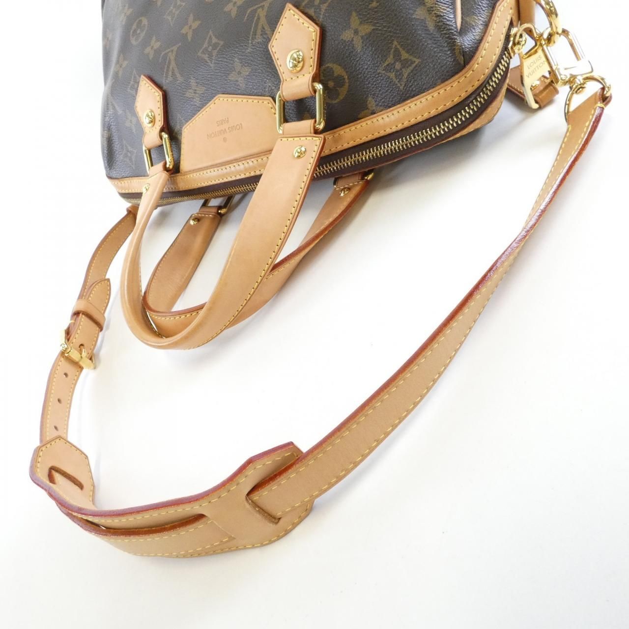 Louis Vuitton Monogram Retiro PM Bag — view 7