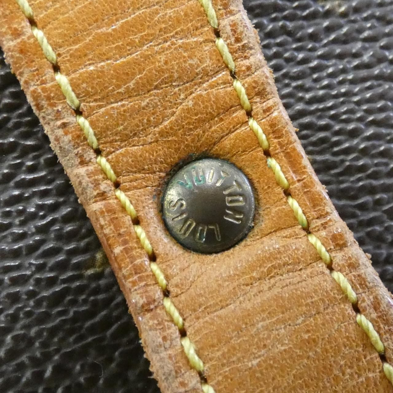 Louis Vuitton Monogram Saumur 30 cm — view 3