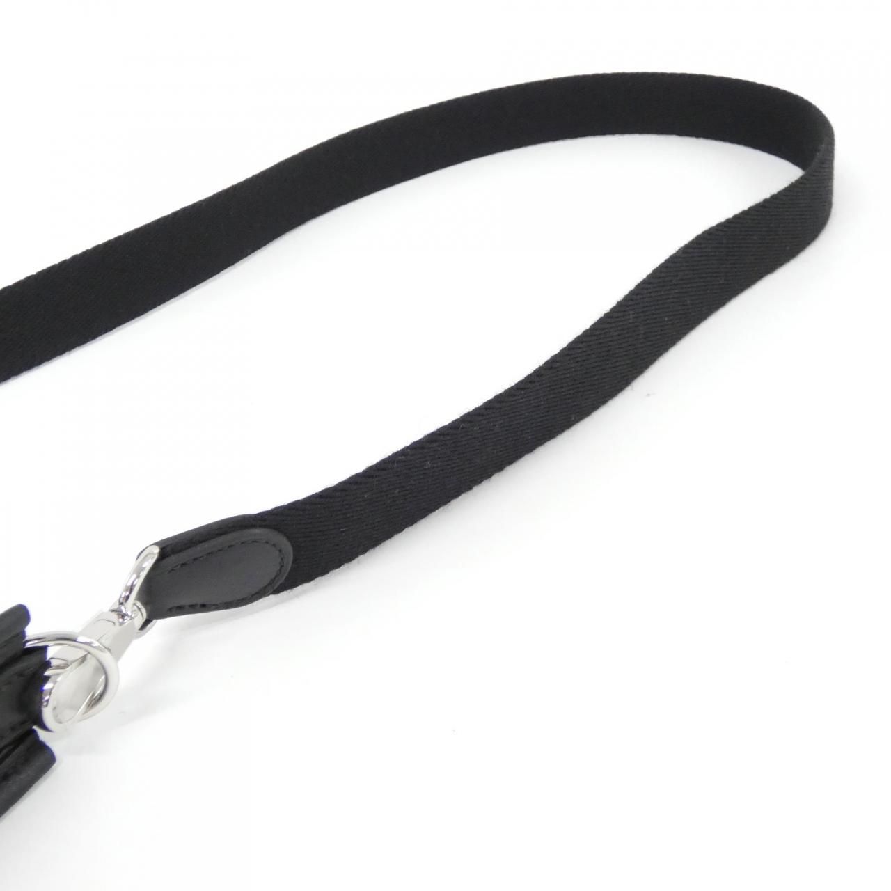 Hermes Evelyne Amazon 16 cm Shoulder Bag — view 4