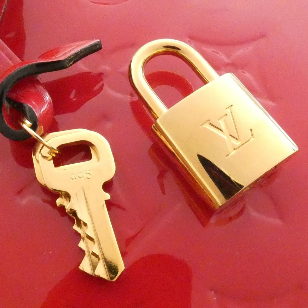 Louis Vuitton Vernis Alma PM Bag — view 3