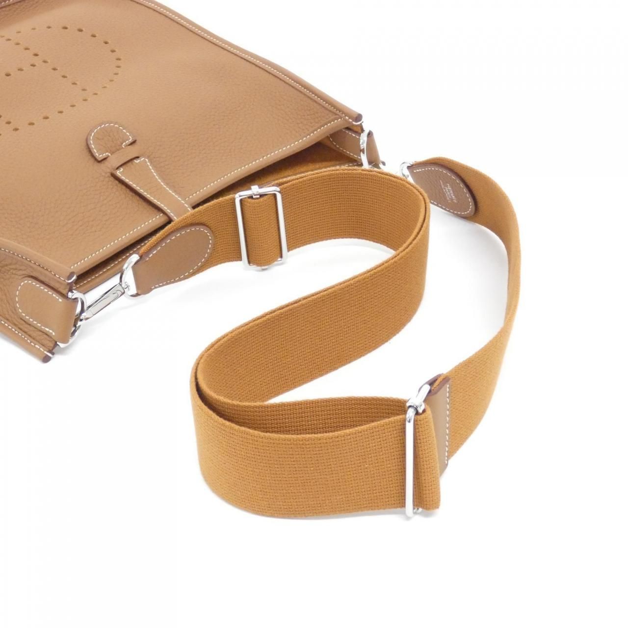 Hermes Evelyne 3 PM Shoulder Bag — view 6