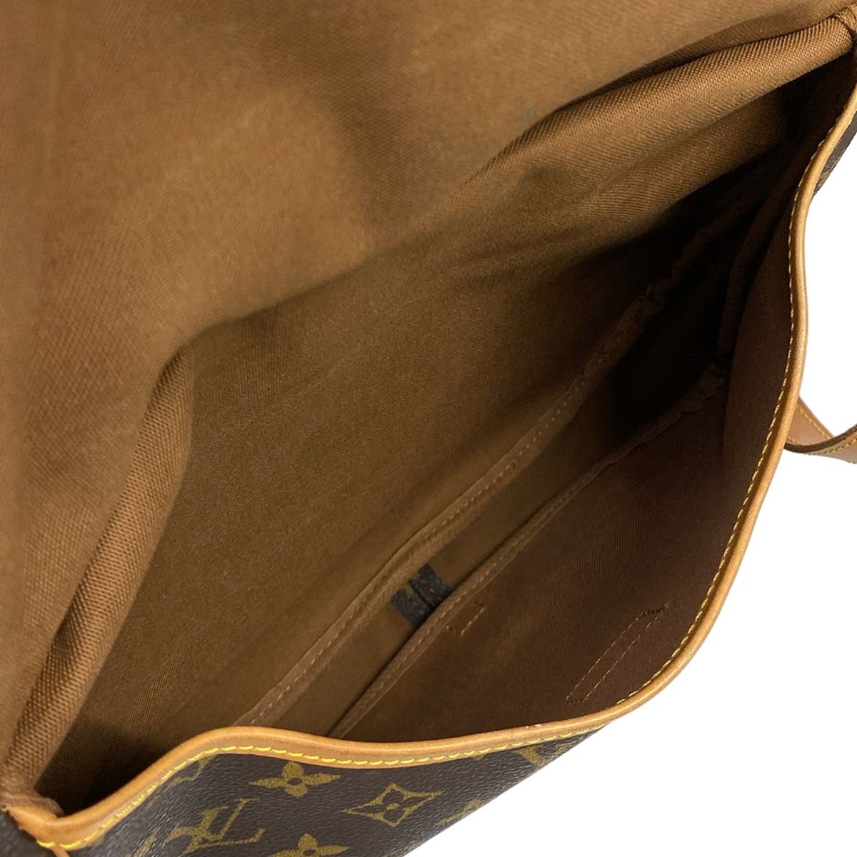 Louis Vuitton Shoulder Bag Monogram Saumur 30 — view 7