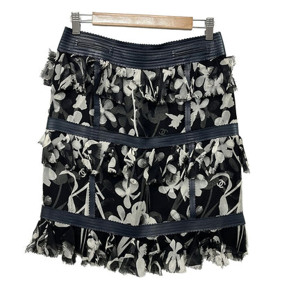 Chanel Skirt 38 M Black Ivory Dark Navy Silk Floral Frill CC Logo