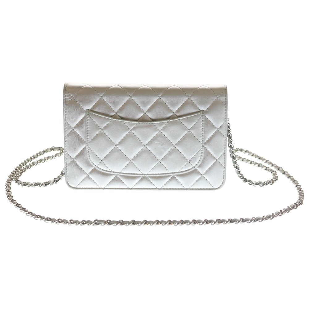 Chanel Quilted Chain Wallet Shoulder Bag Silver Lambskin — view 2