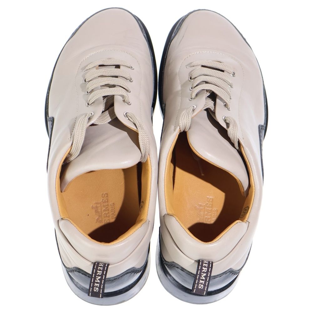 Hermes Low Cut Sneakers Beige — view 4