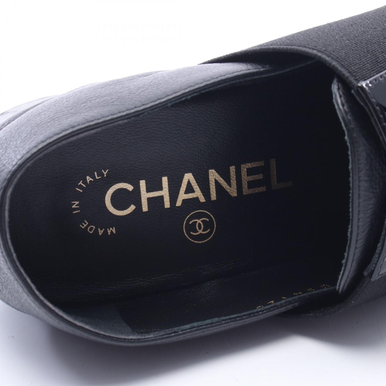 Chanel Loafers CC Logo Leather Patent Shoes — view 5