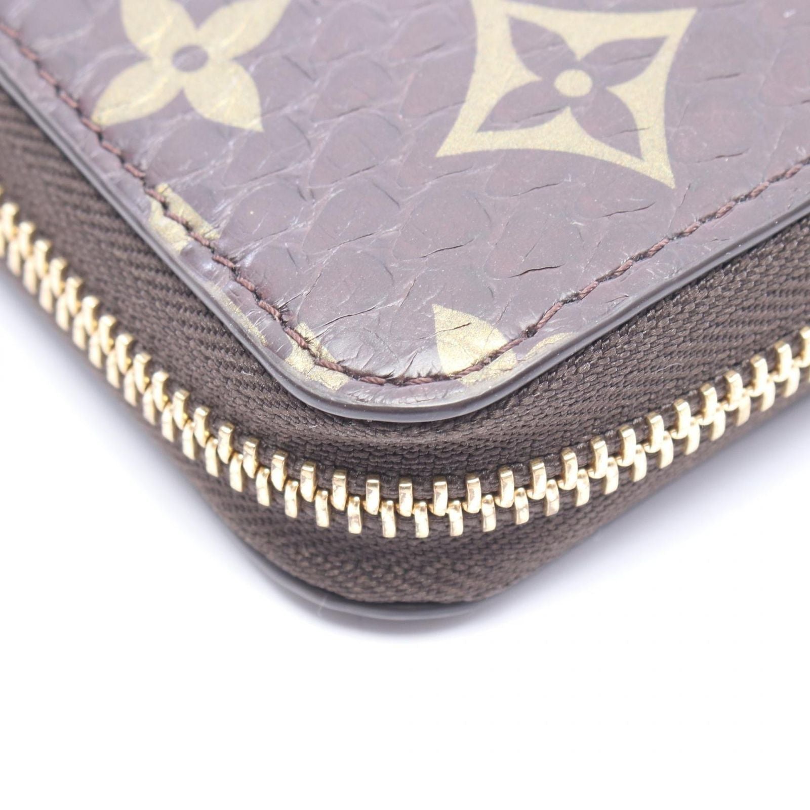 Louis Vuitton Round Wallet Zippy Monogram Exotic Cles the — view 7