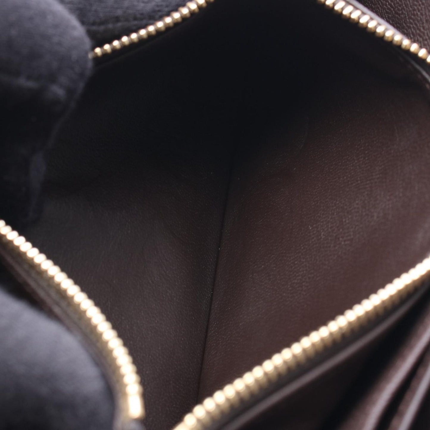 Louis Vuitton Round Wallet Zippy Monogram Exotic Cles the — view 5