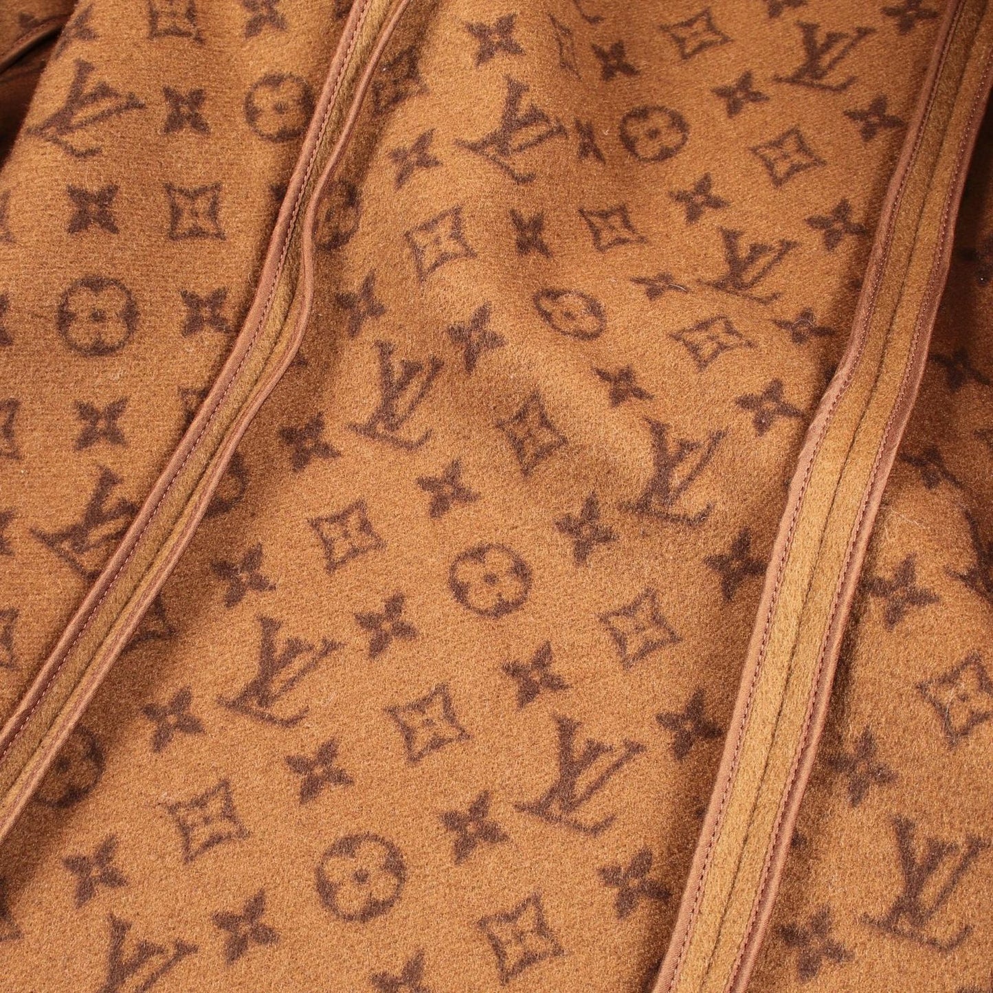Louis Vuitton Monogram Gold Wool Leather Coat — view 8