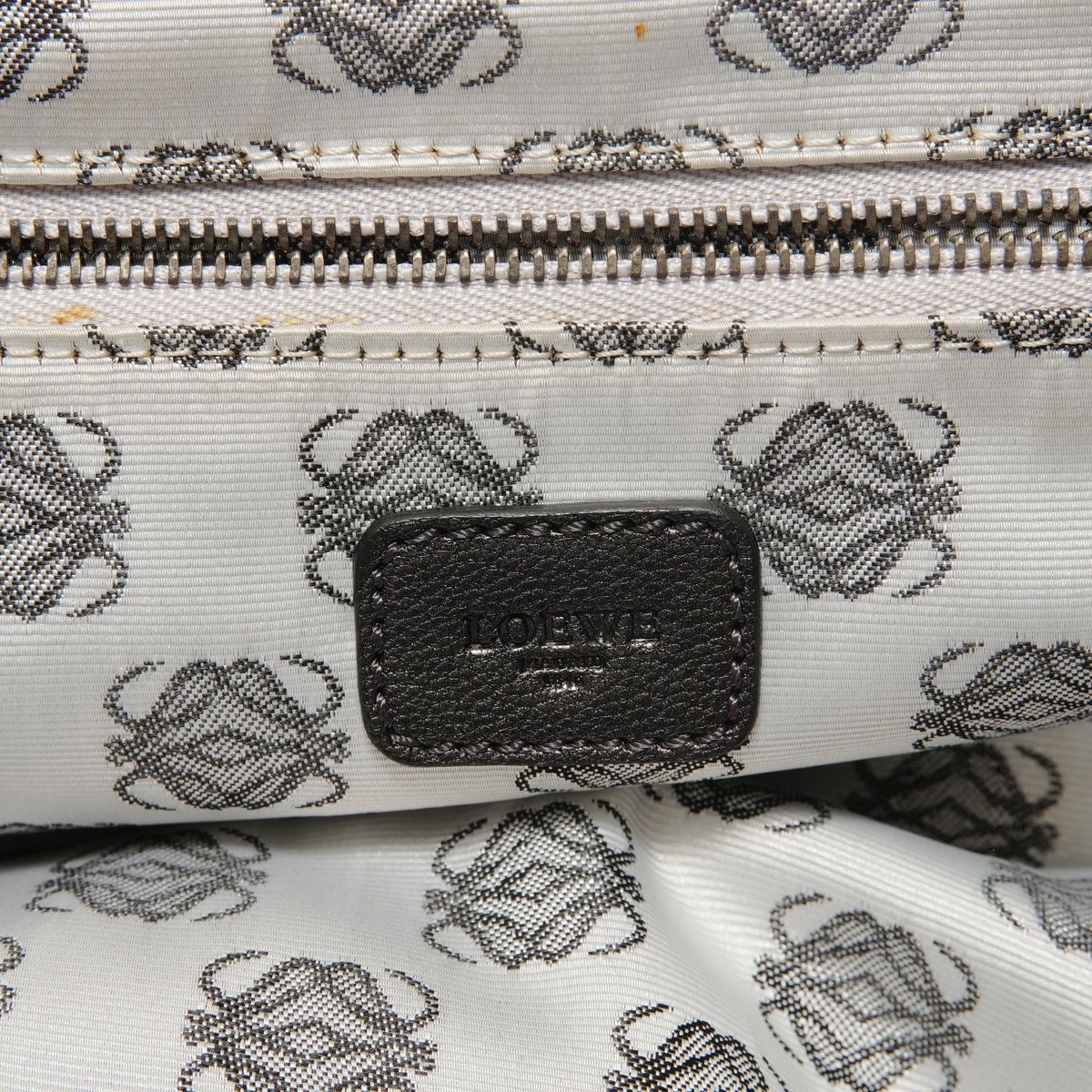 Loewe Shoulder Bag Leather — view 9