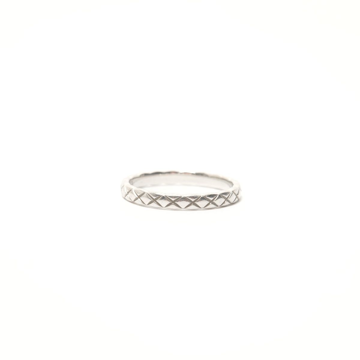 Chanel Ring Platinum Coco — view 4