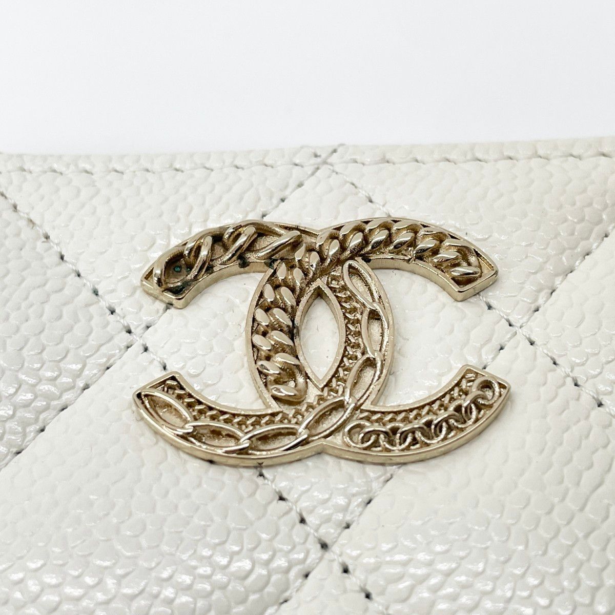 Chanel Wallet CC Logo Quilted Zip Around Coin Case White Caviar Leather — view 5