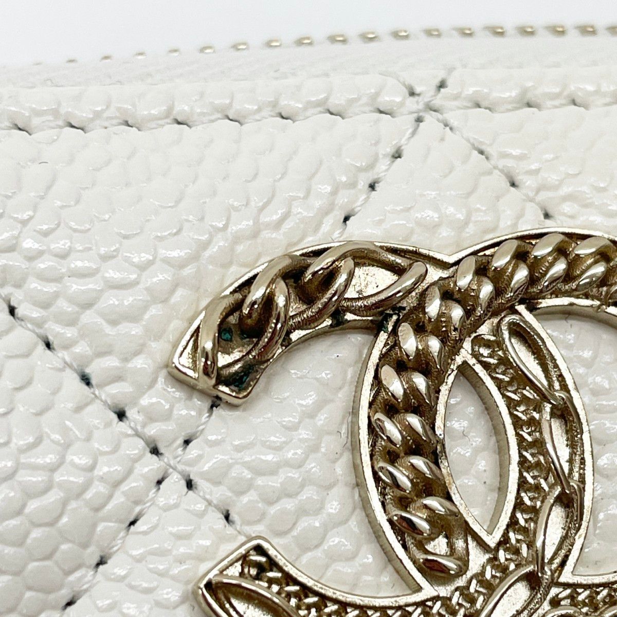 Chanel Wallet CC Logo Quilted Zip Around Coin Case White Caviar Leather — view 8