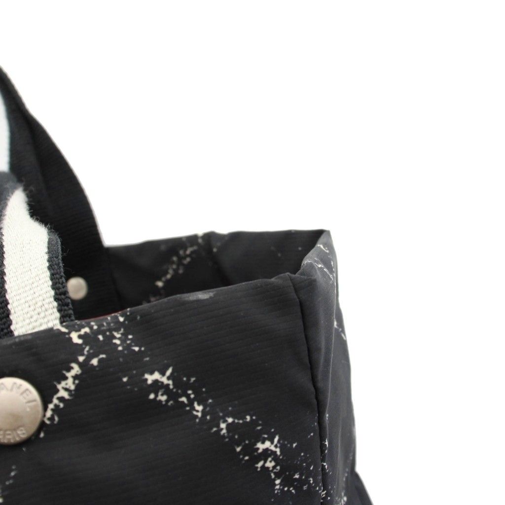 Chanel Vintage Travel Line Tote Black YM — view 9