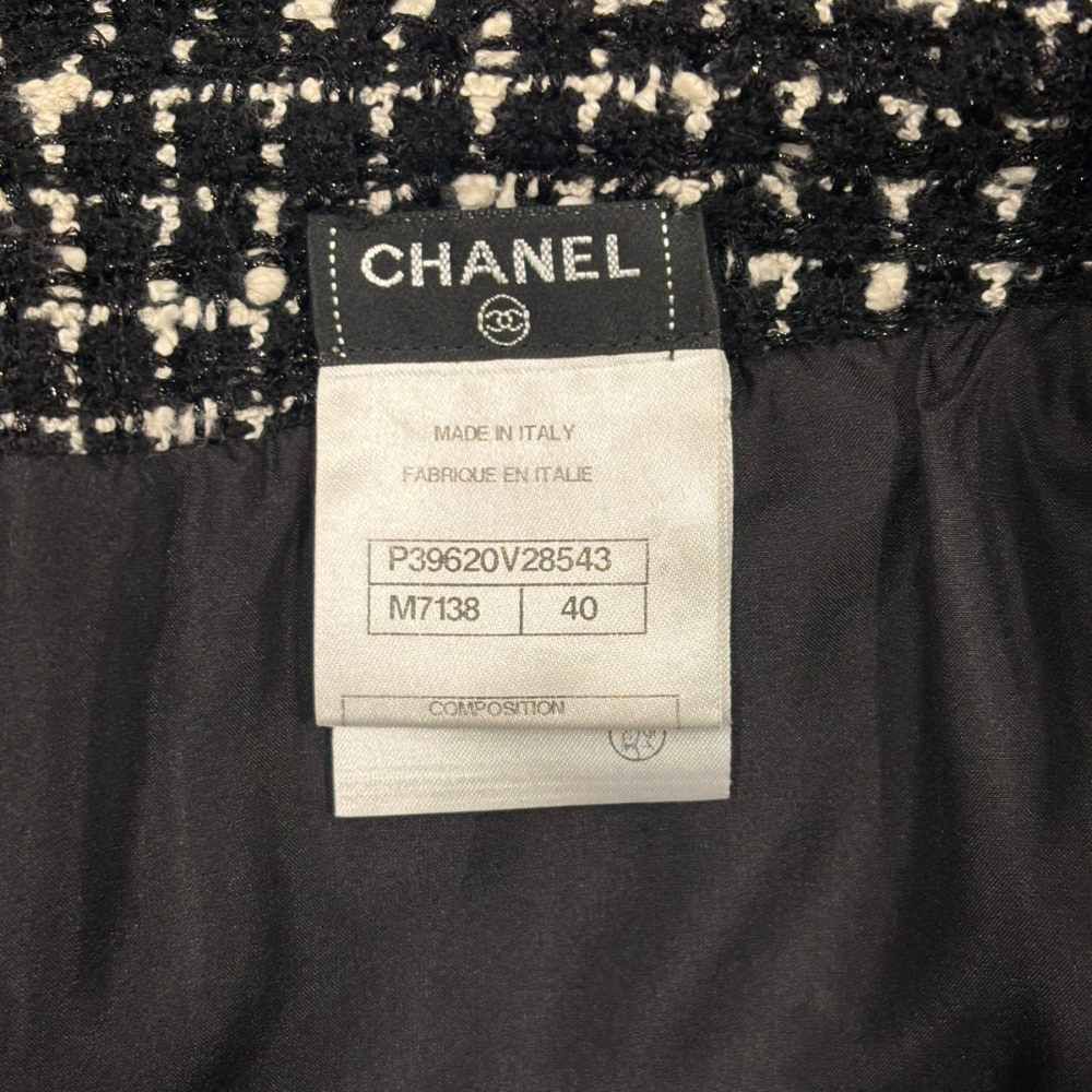 Chanel Tweed Skirt CC Logo Black 40 — view 4
