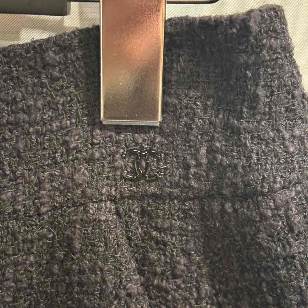 Chanel Tweed Skirt CC Logo Black 38 — view 3