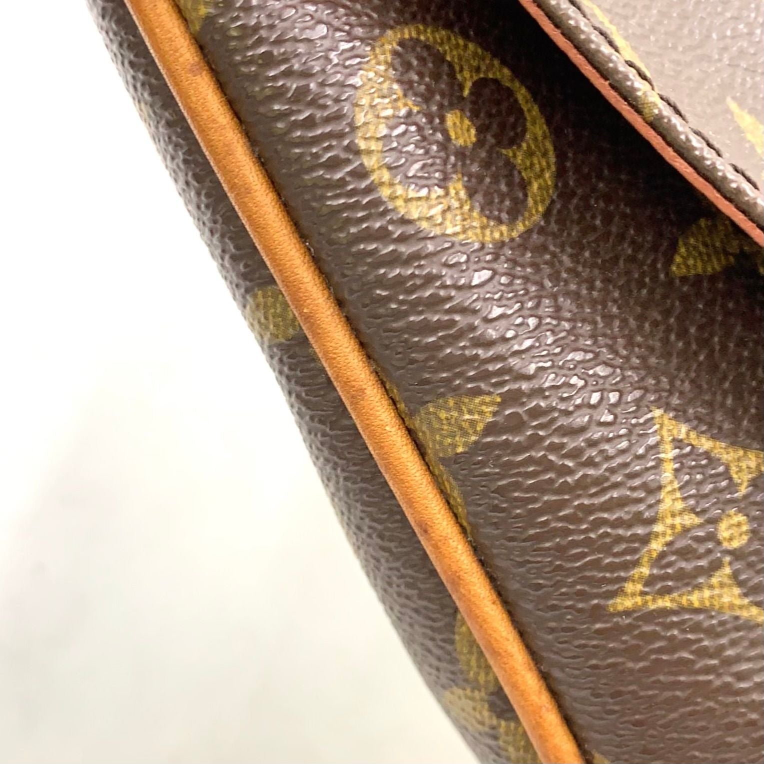 Louis Vuitton Musette Tango Short Strap Monogram Leather Brown Shoulder Bag Gold — view 8