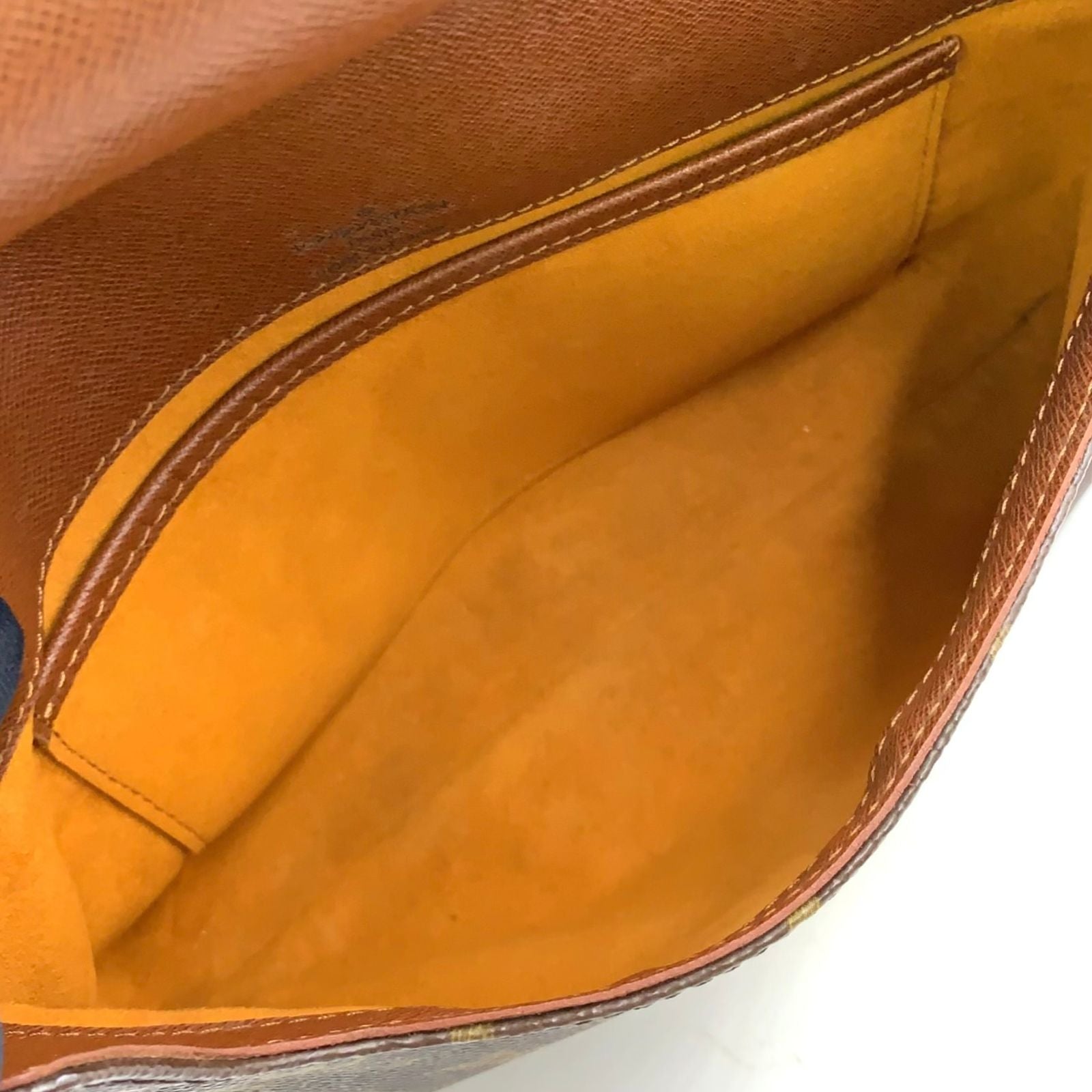 Louis Vuitton Musette Tango Short Strap Monogram Leather Brown Shoulder Bag Gold — view 3