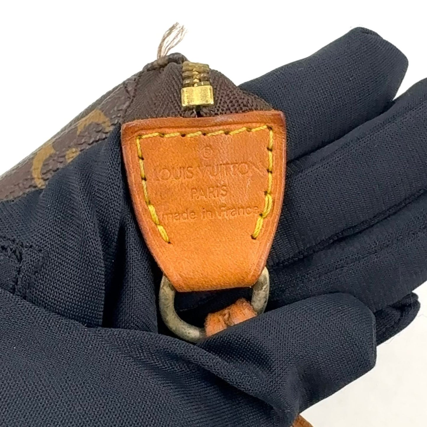 Louis Vuitton Pochette Monogram Leather Brown Handbag Gold — view 4