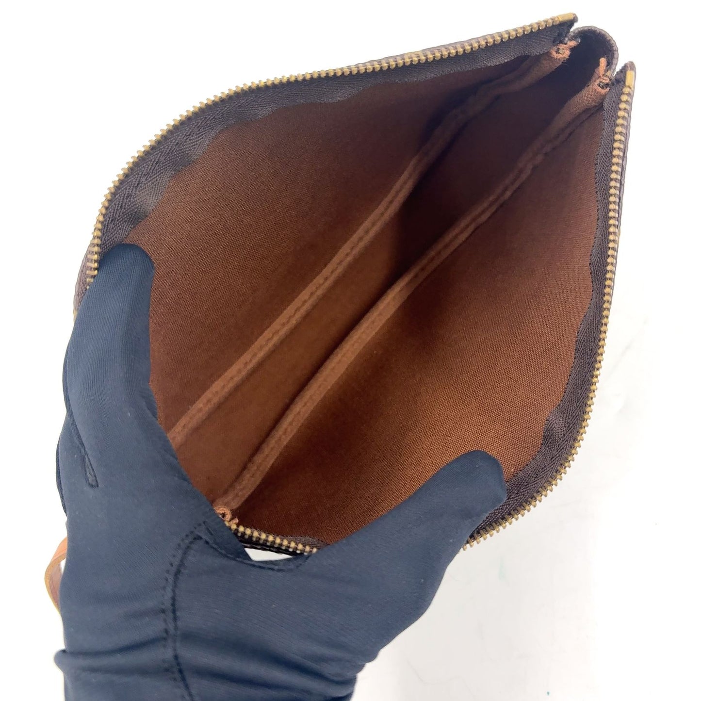 Louis Vuitton Pochette Monogram Leather Brown Handbag Gold — view 3