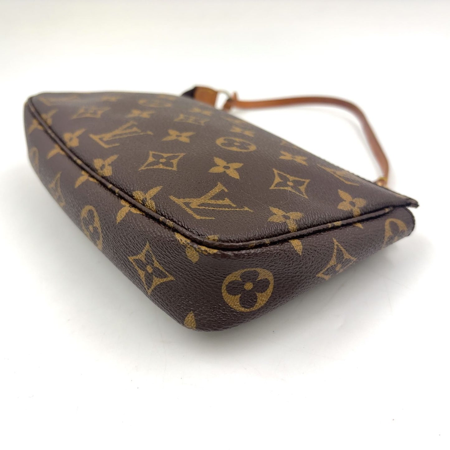 Louis Vuitton Pochette Monogram Leather Brown Handbag Gold — view 6