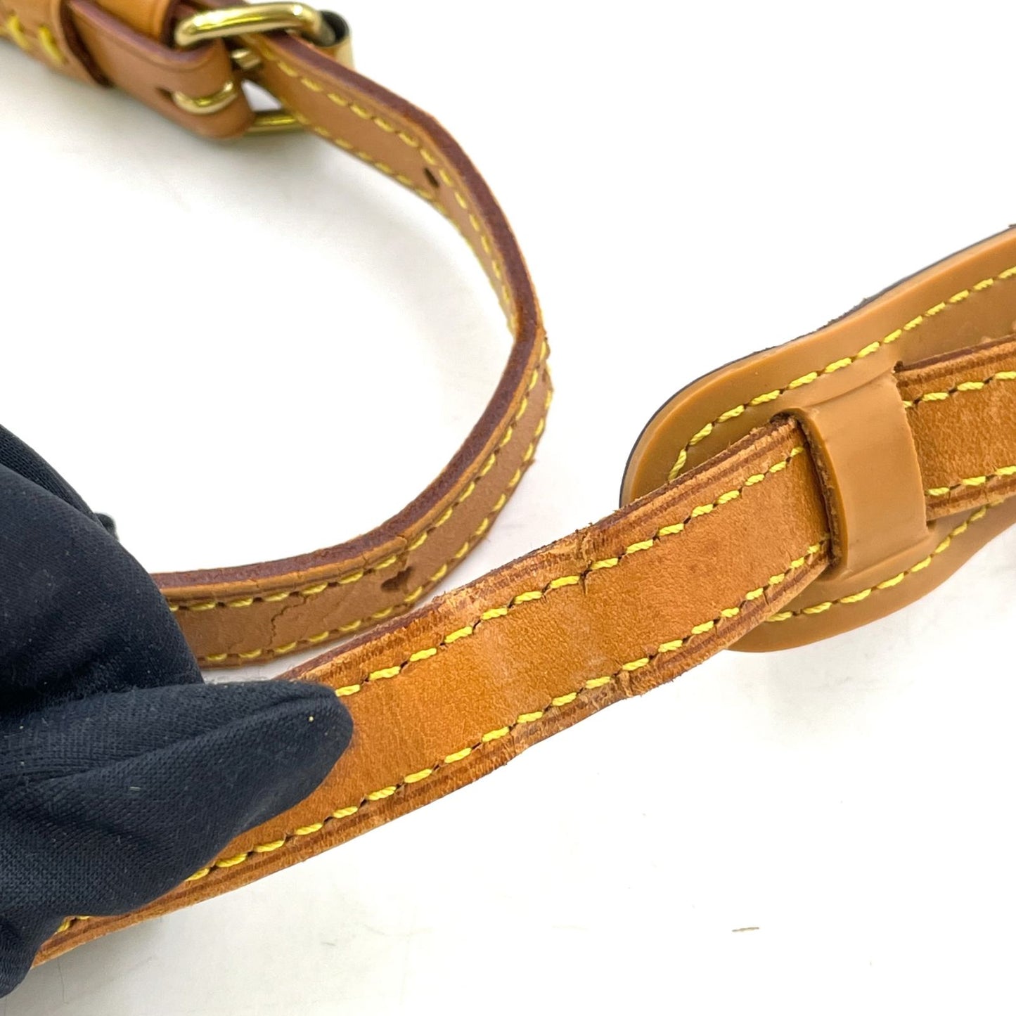 Louis Vuitton Blois Monogram Leather Brown Shoulder Bag Gold — view 6