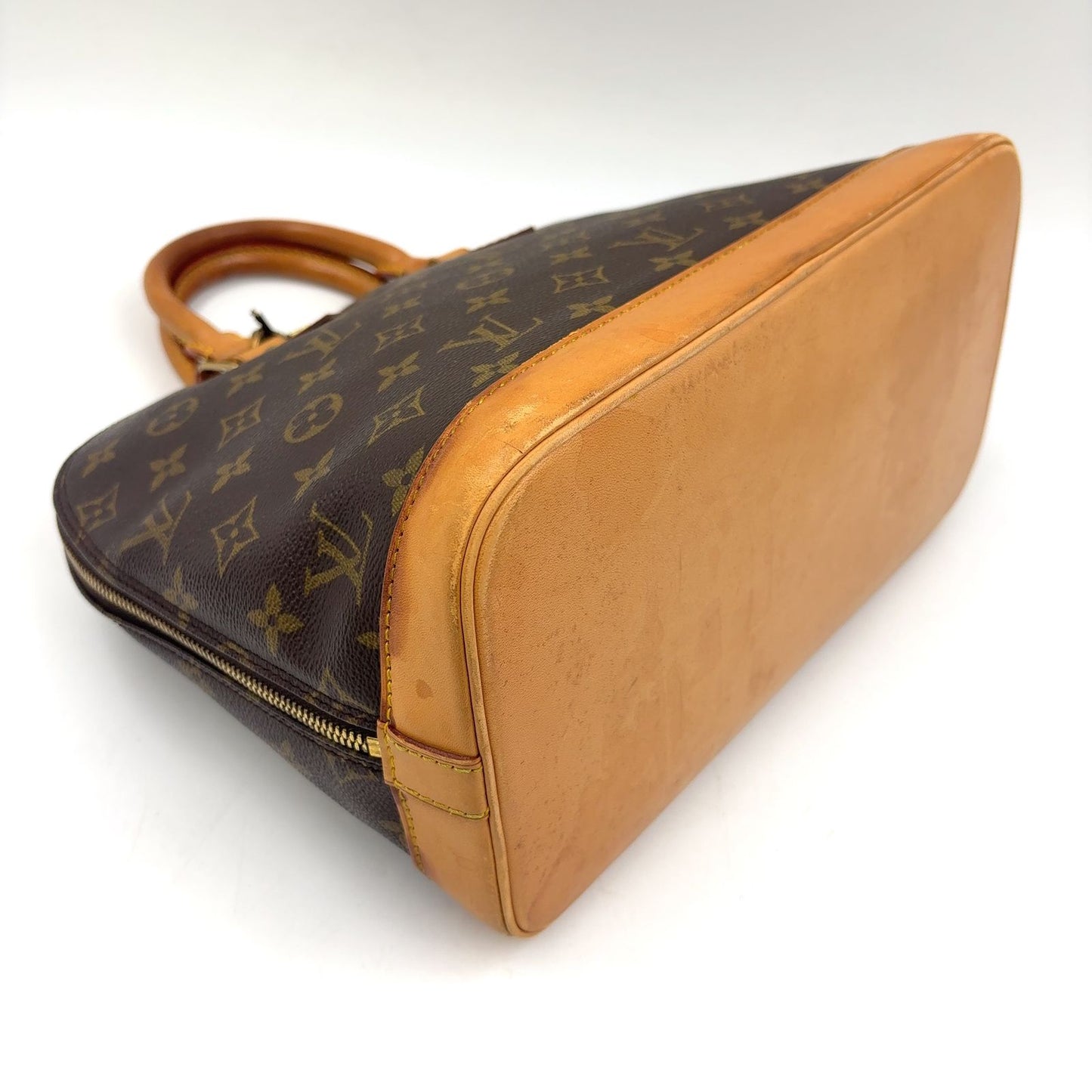 Louis Vuitton Alma PM Monogram Leather Brown Light Handbag Gold — view 8