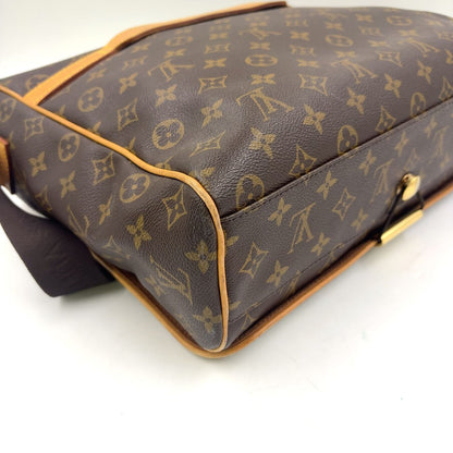 Louis Vuitton Aves Monogram Leather Brown Shoulder Bag Gold — view 7