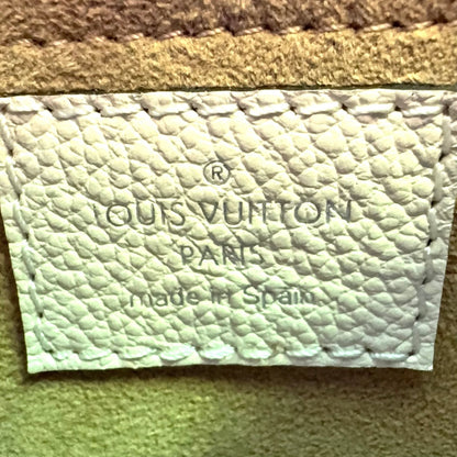 Louis Vuitton Marais Rini Epi 2-Way Shoulder Leather Ivory Handbag Silver — view 4