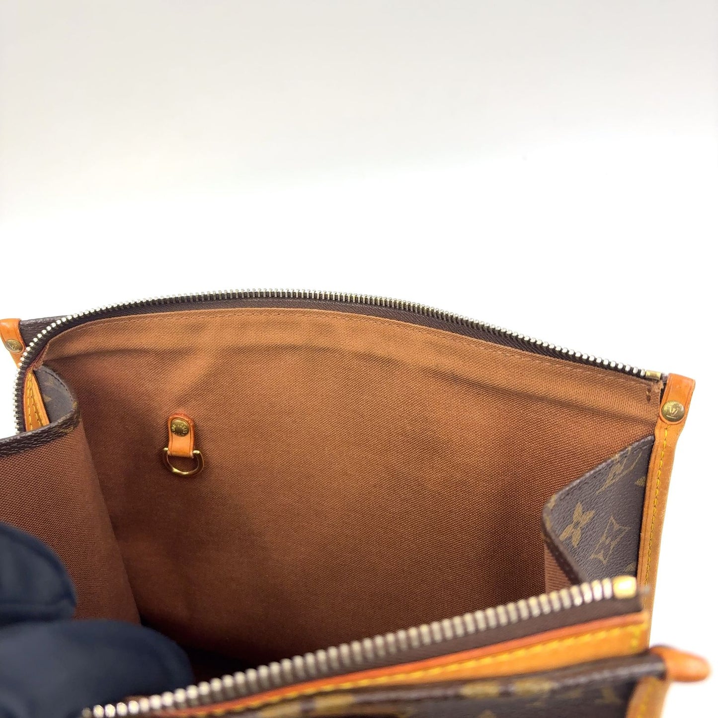 Louis Vuitton Popincourt Monogram Leather Brown Tote Gold — view 9
