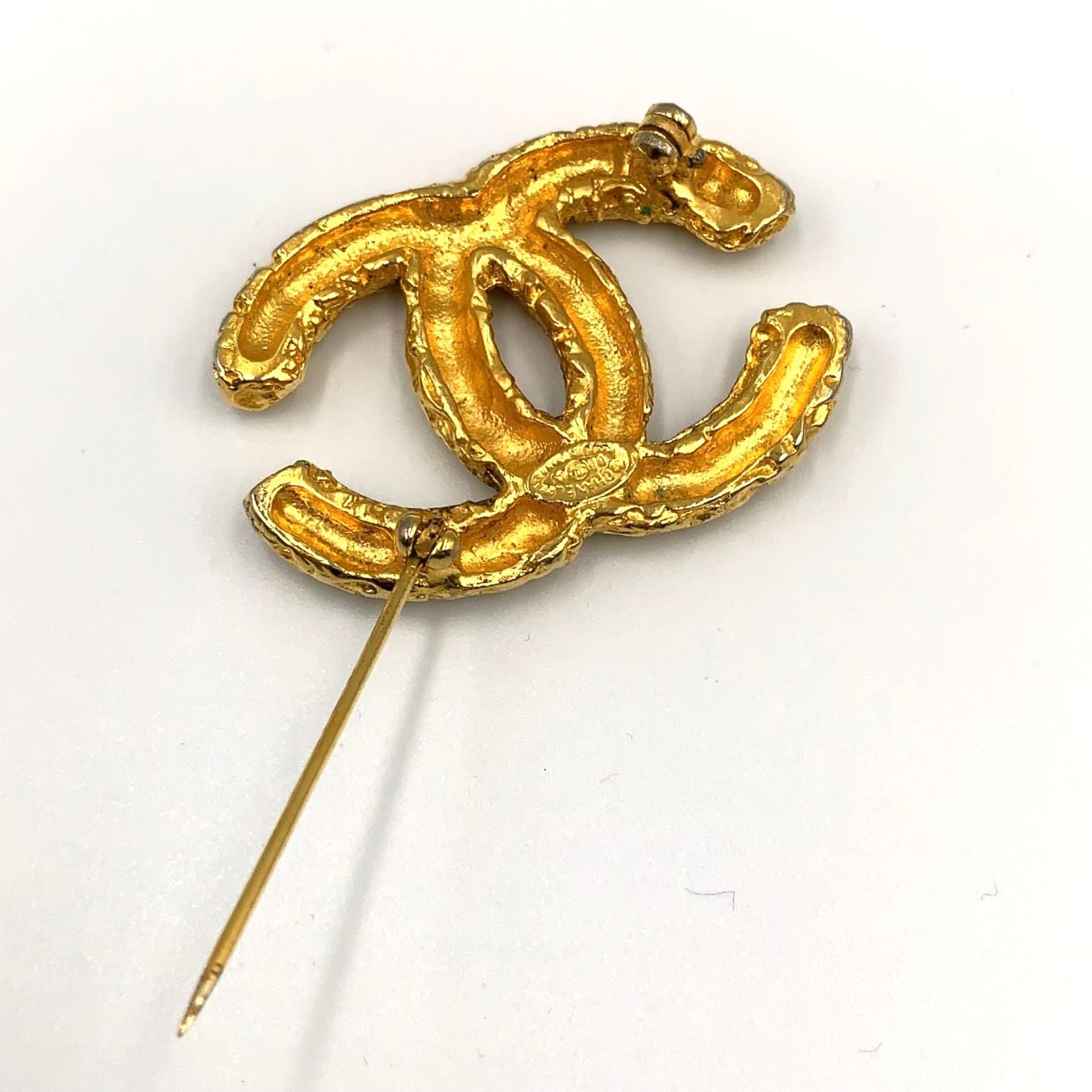 Chanel CC Logo Gold Plated Brooch — view 4