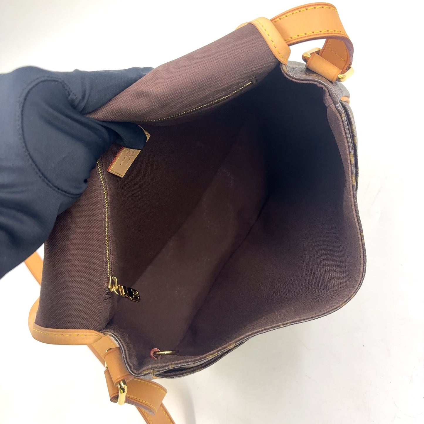 Louis Vuitton Menilmontan PM Monogram Leather Brown Shoulder Bag Gold — view 3