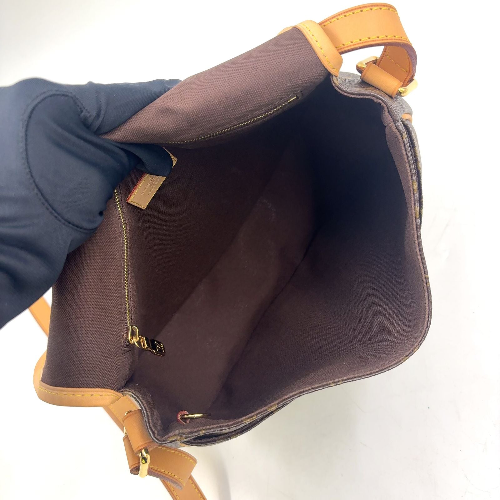 Louis Vuitton Menilmontan PM Monogram Leather Brown Shoulder Bag Gold — view 3