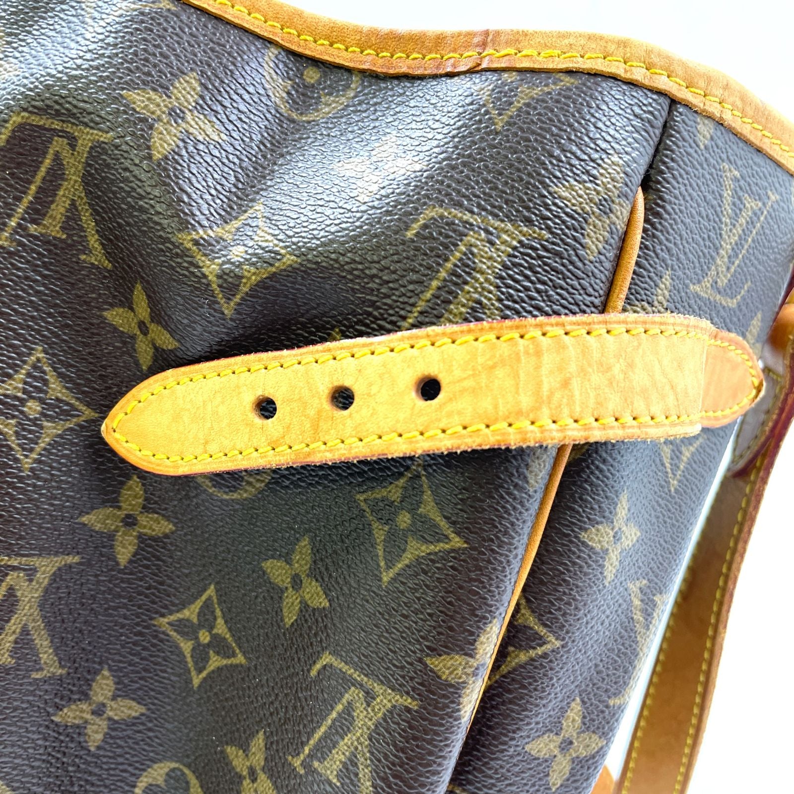 Louis Vuitton Batignolles Vertical Monogram Leather Brown Tote Gold — view 6