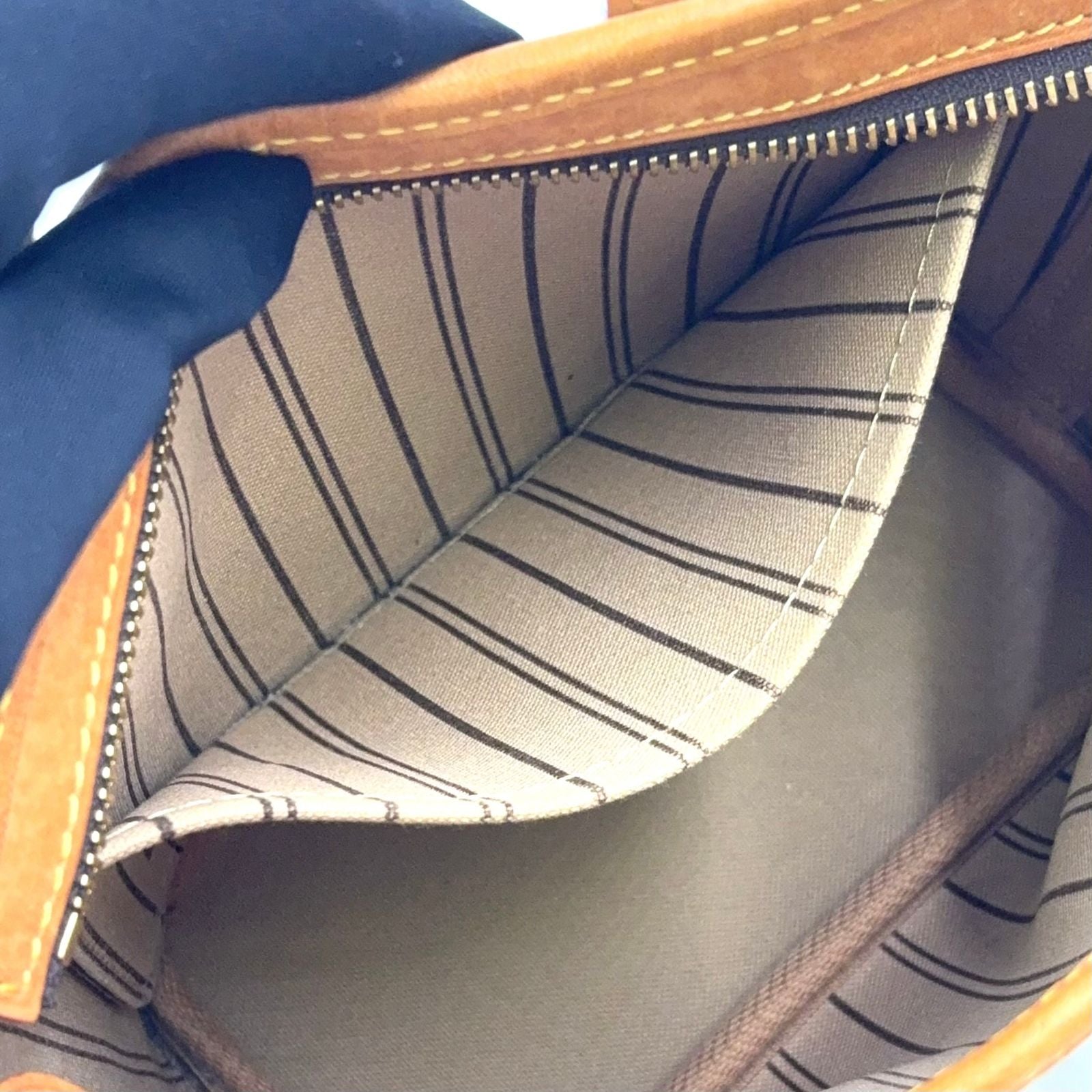 Louis Vuitton Neverfull BB Monogram 2-Way Shoulder Leather Brown Light Handbag — view 4