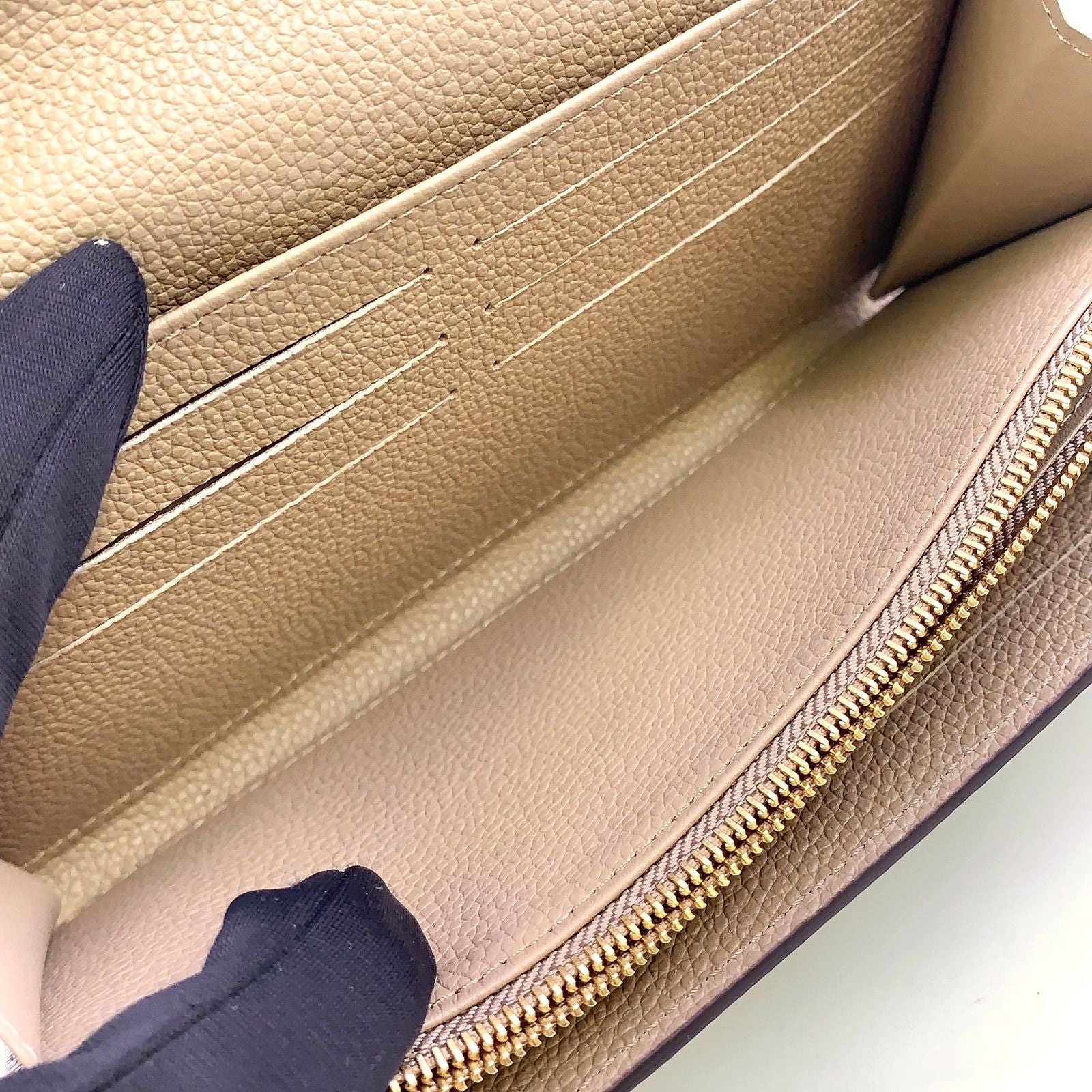 Louis Vuitton Portefeuille Sarah Monogram Empreinte Leather Beige White Bifold — view 3
