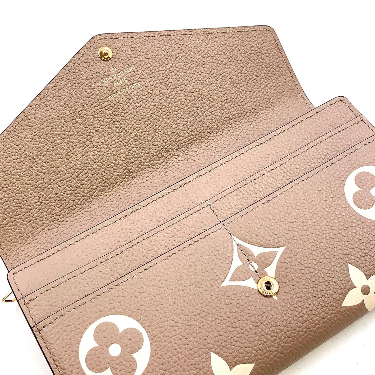 Louis Vuitton Portefeuille Sarah Monogram Empreinte Leather Beige White Bifold — view 5