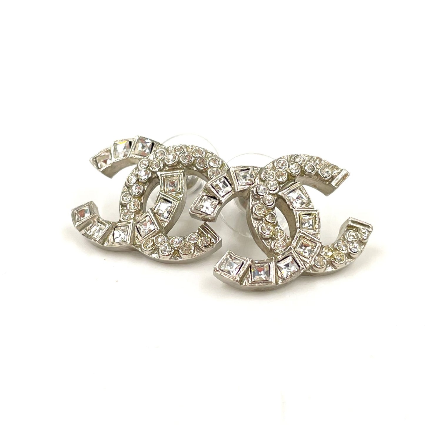 Chanel CC Logo Metal Line Stone Silver Earrings — view 9