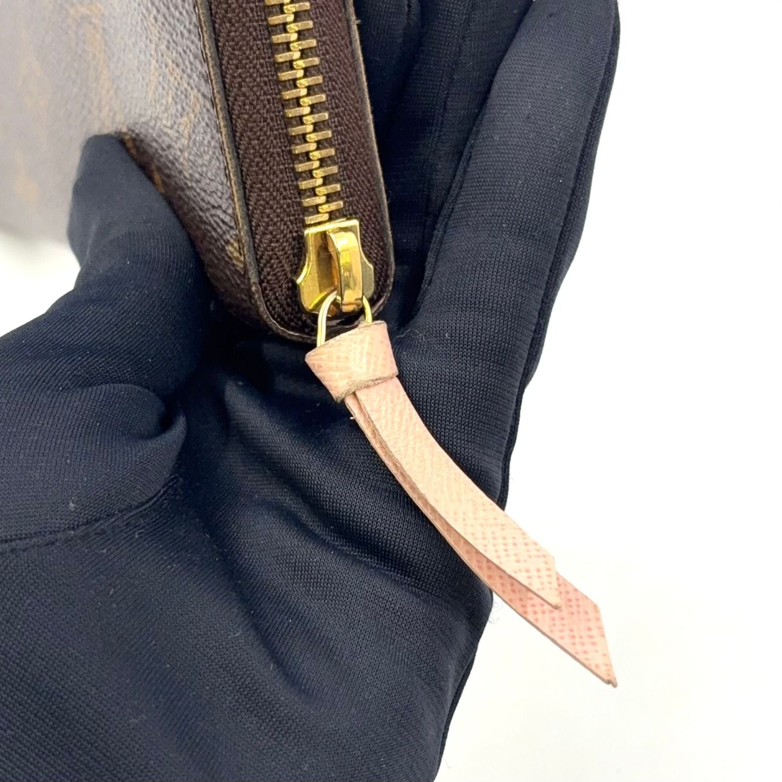 Louis Vuitton Portefeuille Clemence Monogram Rose Velours Leather Brown Light — view 7