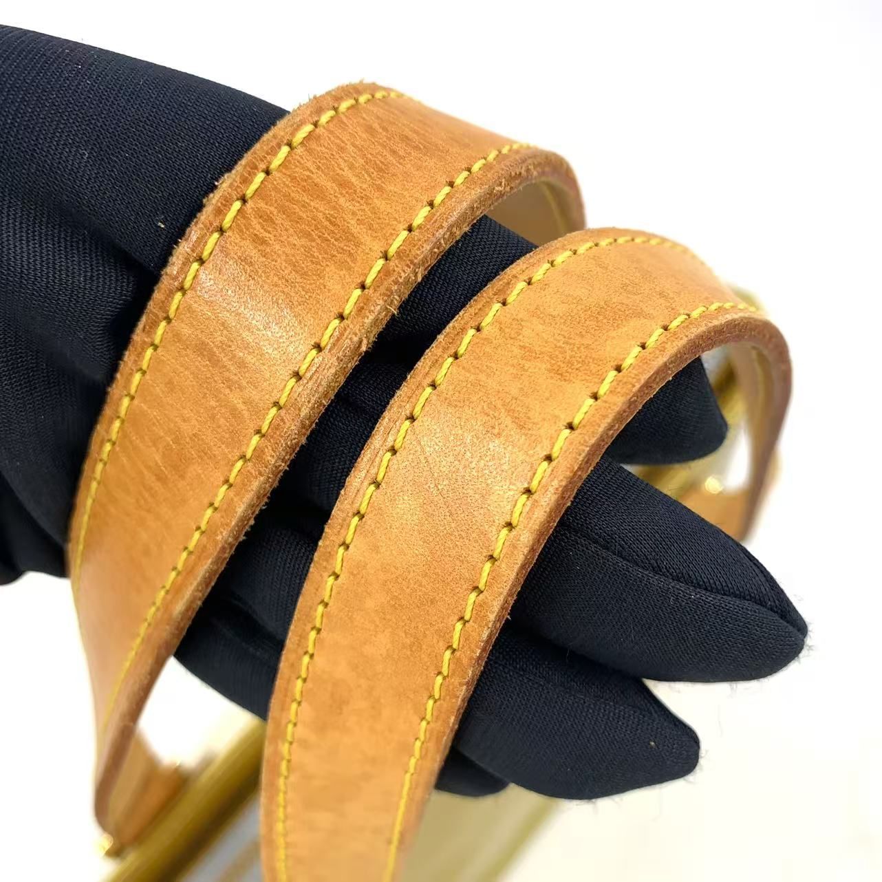 Louis Vuitton Monogram Vernis Lime Yellow Leather Enamel Light Brown Handbag — view 6