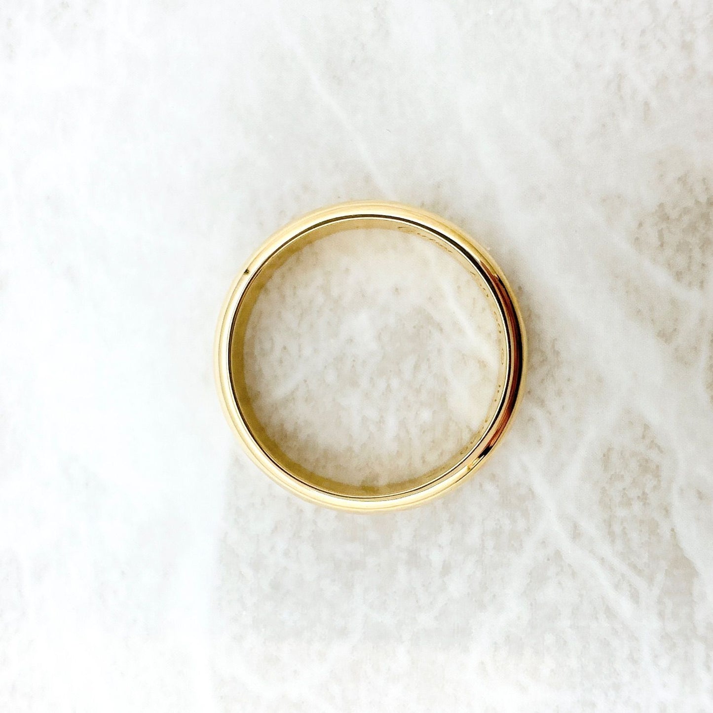 Cartier Wedding Band Yellow Gold Ring — view 4