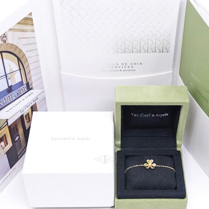 Van Cleef & Arpels 18k Yellow Gold Frivole Mini Bracelet Diamond — view 9